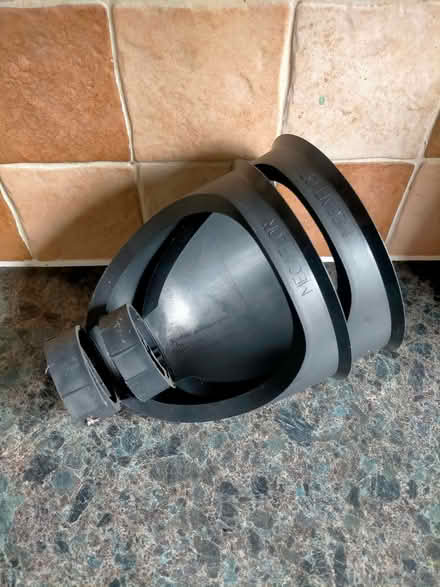 Photo of free 2 Bouquet floral cones (mecaflor) (Heald Green SK8) #1