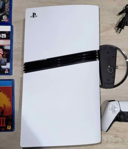 Photo of free PS5 Pro (New York ny) #2