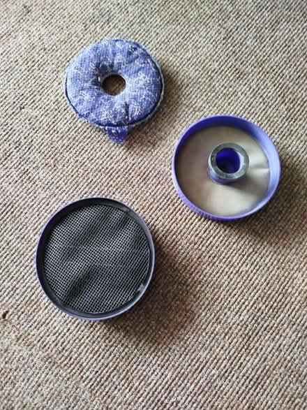 Photo of free Spare parts for Dyson vacuum cleaner (Catton NR6) #3