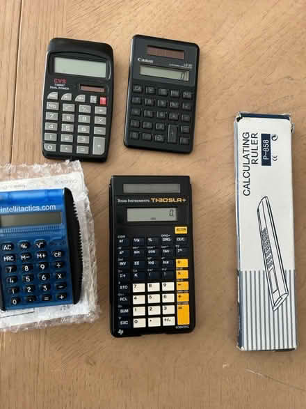 Photo of free Old school calculators (Clarksville Columbia area) #1