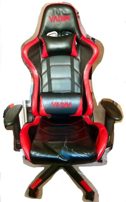 Photo of free Red gaming chair (Vauxhall SW8) #1