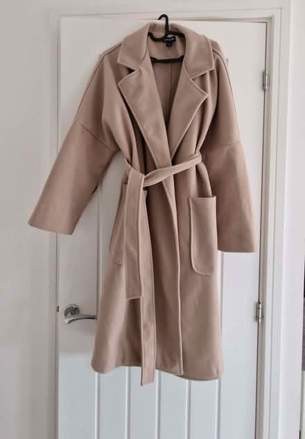 Photo of free PrettyLittleThing camel colour belt tie coat M (St Albans AL4) #1