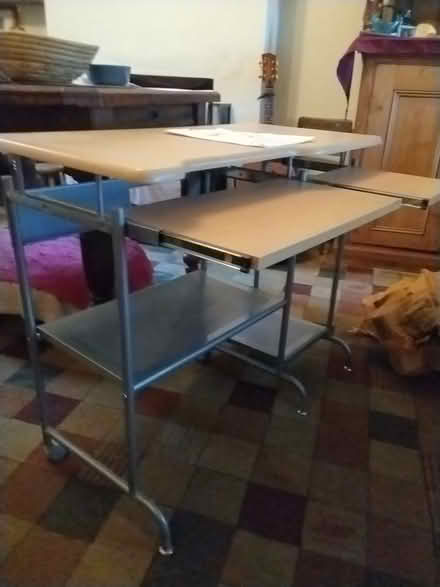 Photo of free Small desk (CT21) #2