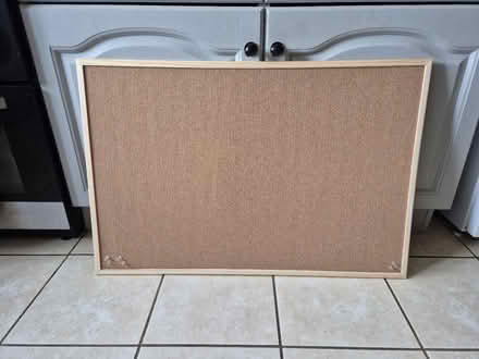 Photo of free Pin board and pins (Chiddingstone Causeway) #1