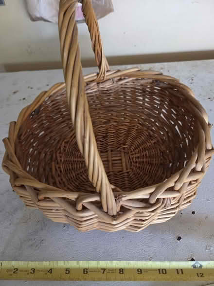 Photo of free Handle basket (Farmington @ 11 Mile) #1