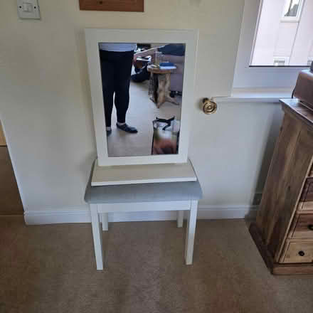 Photo of free Vanity Stool & Mirror (BB7) #1