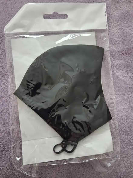 Photo of free 1 face mask (Styvechale, Coventry) #1
