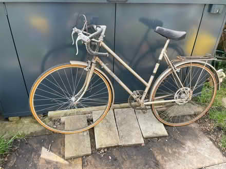 Photo of free Women’s Raleigh bicycle (Emsworth PO10) #1