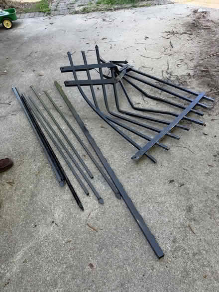 Photo of free Metal (Fields crossing division) #1