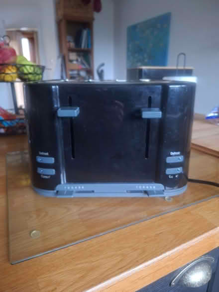 Photo of free toaster (Torbrex FK8) #1