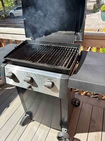 Photo of free Broil King grill (Cleveland Park) #2