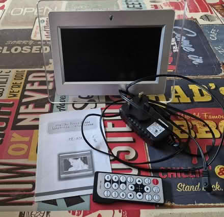 Photo of free Digital Photo Frame (Old Farm Park MK7) #1