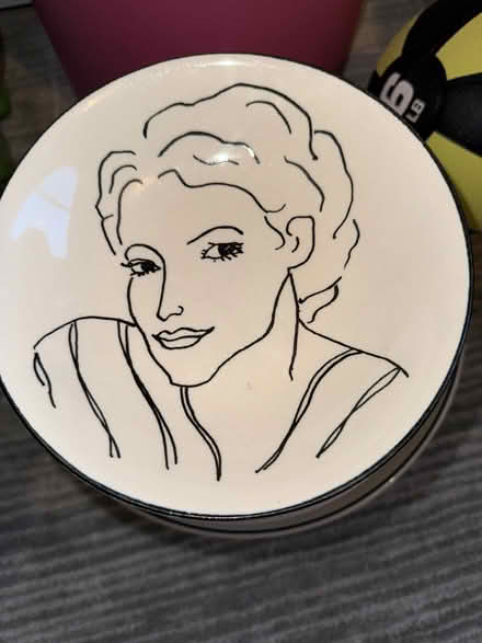 Photo of free Vintage dinnerware set (Mid Beacon Hill) #3