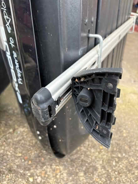 Photo of free Roof box (No key) (Addiscombe CR0) #4