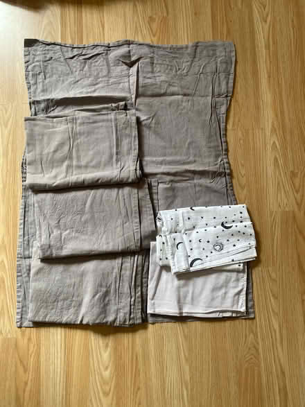 Photo of free Pillow cases (Bowes Park N13) #1