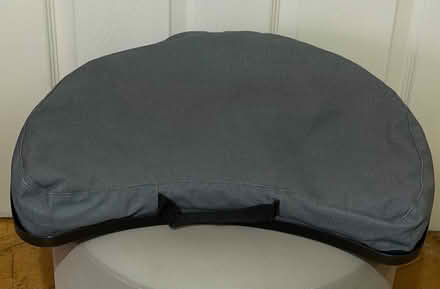 Photo of free Laptop support with cushion (CR0) #2