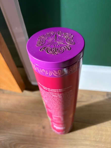 Photo of free Two empty biscuit tins (Wokingham RG40) #4