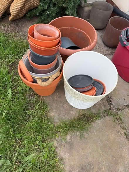 Photo of free Flower pots (UB7 9EF) #1