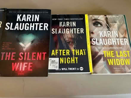 Photo of free Karen Slaughter novels (Etobicoke South (Mimico)) #1