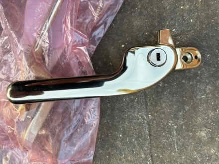 Photo of free UPVC window handles (SS15) #2