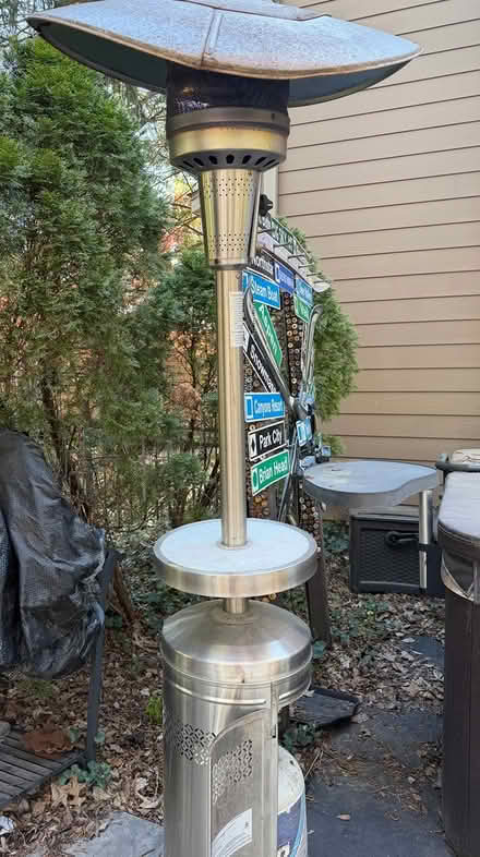 Photo of free Metal (Fields crossing division) #2