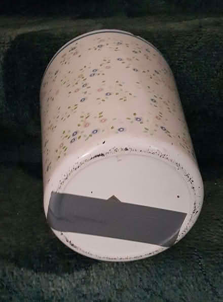 Photo of free Floral Dustbin / Waste Paper Basket - Lordswood (Lords Wood ME5) #2