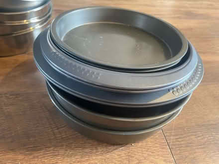 Photo of free Various metal baking tins (Cogges OX28) #2