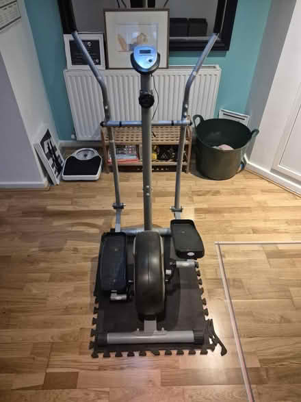 Photo of free Cross trainer (M21) #1