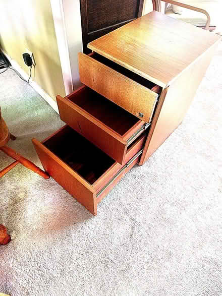 Photo of free Pine hardwood drawer unit (West Molesey) #1