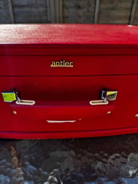 Photo of free vintage suitcase (TN2 3HT) #2