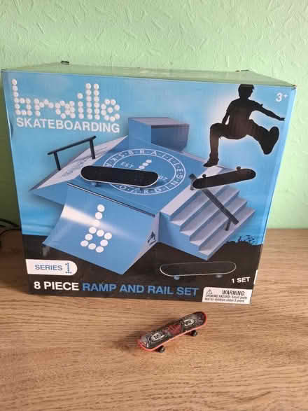 Photo of free Finger skateboard ramps and board (ME20) #1
