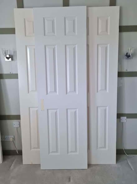 Photo of free 3 white internal doors (Hurst RG10) #1