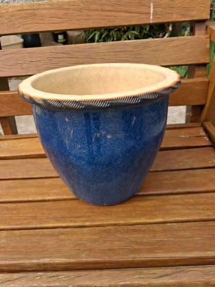 Photo of free Plant pots (Fleetville) #3