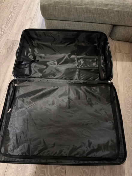 Photo of free Large suitcase (Hackney E8) #2