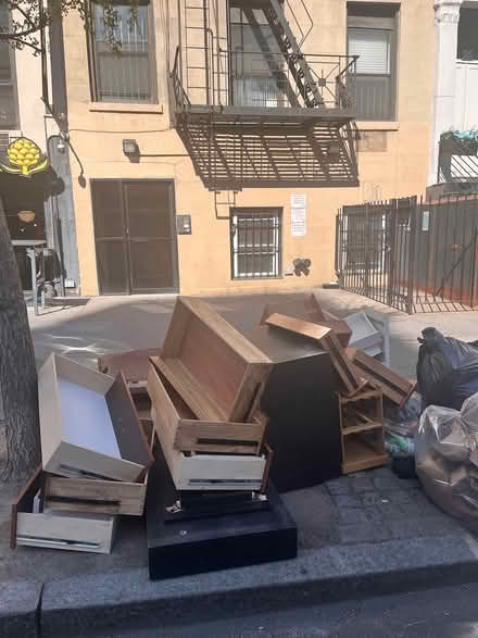 Photo of free Curbside alert (Lower East Side) #1