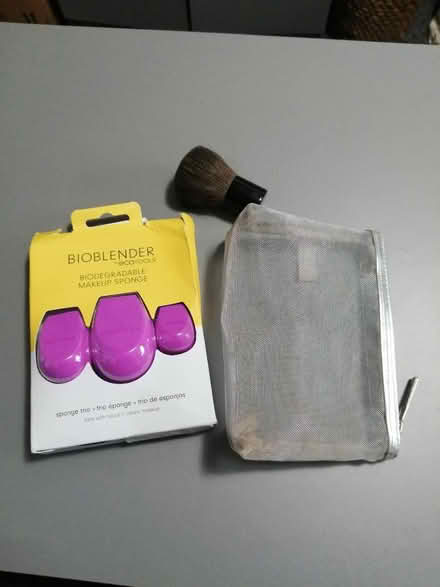Photo of free Make up items (BD2) #1