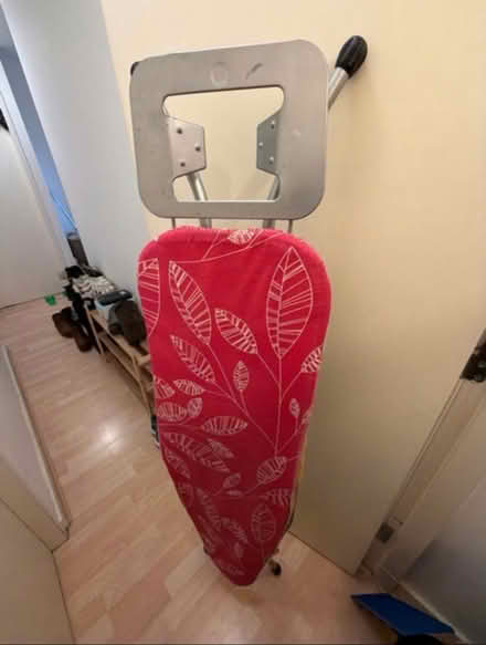 Photo of free Ironing board (Islington N1) #1