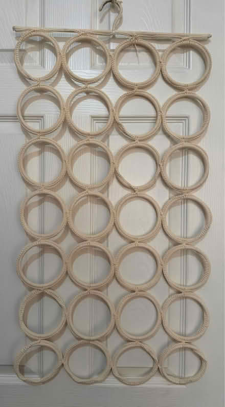 Photo of free Hanger (CR0) #1