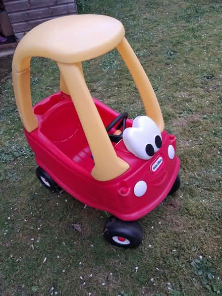 Photo of free Little Tikes car (Fleetville) #3