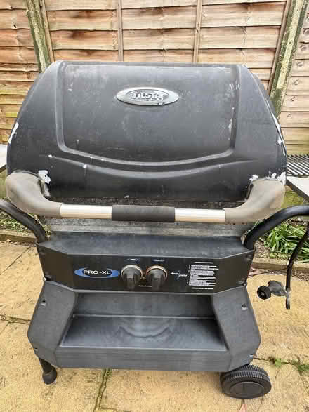 Photo of free Fiesta Optima Pro-XL gas grill (Brent NW2) #4