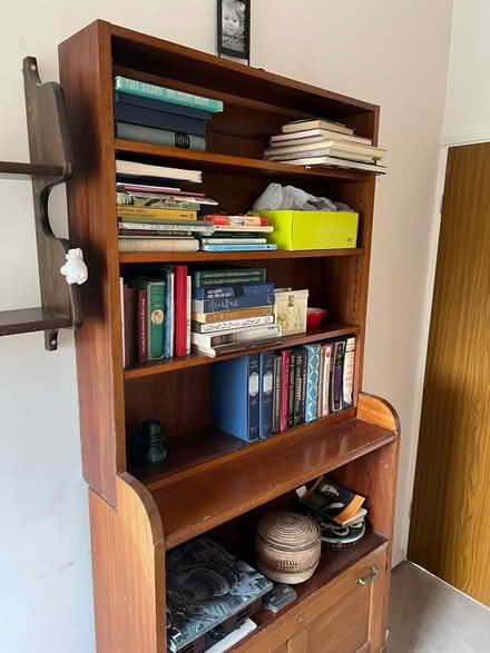 Photo of free Mahogany Victorian bookcase (Eynsham OX29) #1