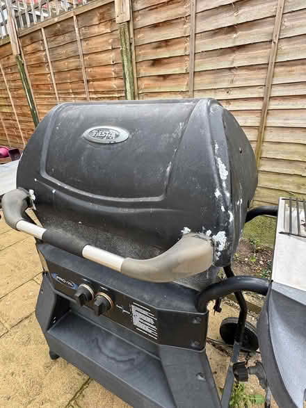 Photo of free Fiesta Optima Pro-XL gas grill (Brent NW2) #3
