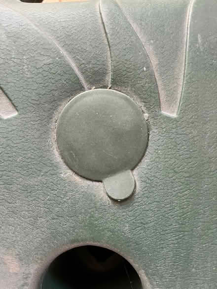 Photo of free Parasol umbrella base (Cm12 9pp) #3