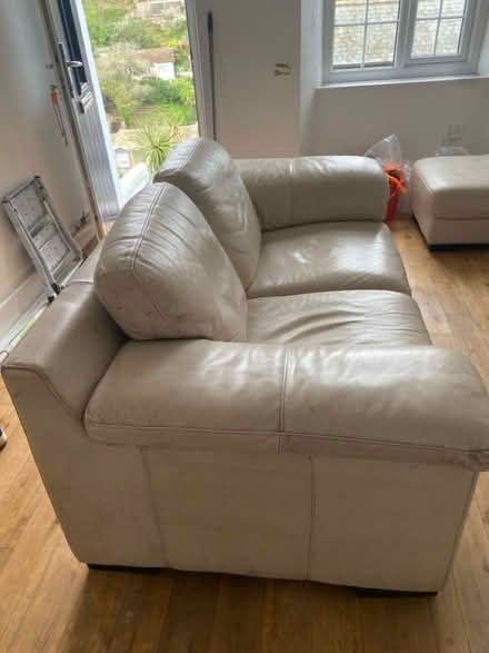 Photo of free White leather sofa and footstool (Brixham TQ5) #4