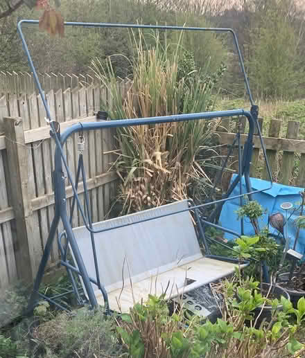 Photo of free 3 Seater Garden Swing Seat (HX3) #1