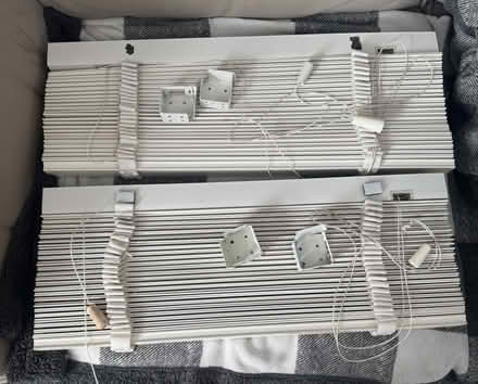 Photo of free 2 small Venetian blinds (Carshalton SM5) #1