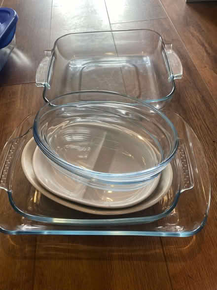 Photo of free Large oven dishes - glass & ceramic (Cogges OX28) #1