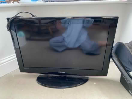 Photo of free 32 Inch TV (S8 Meersbrook) #1