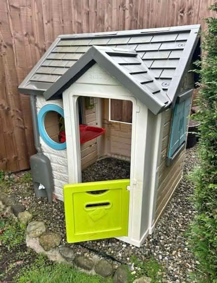 Photo of Wendy house / play house (Halton LA2) #1