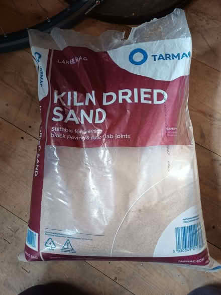 Photo of free Kiln dried sand (Wantage OX12) #1